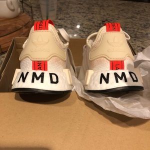 nmd r1 stencil pack